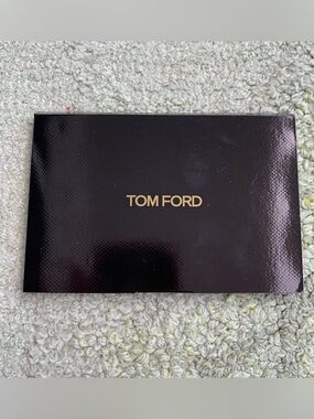 Tom Ford Traceless Soft Matte Foundation 4-Shade Sample Card